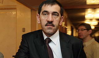 Названы подозреваемые по делу Евкурова Названы подозреваемые по делу Евкурова