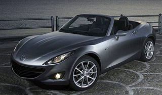 Mazda показала новый родстер Mazda показала новый родстер