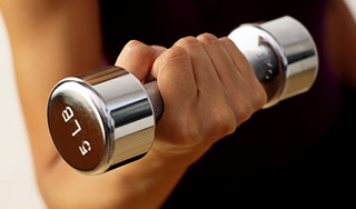 Гражданка Ирака убила пенсионера гантелью Гражданка Ирака убила пенсионера гантелью