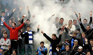 С футбольного марша сняли запрет С футбольного марша сняли запрет