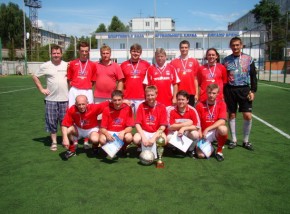 Состоялся летний кубок по футболу, проводимый АКМ “DREAM TEAM” Команда "МедиаСтар-Нефтика"
