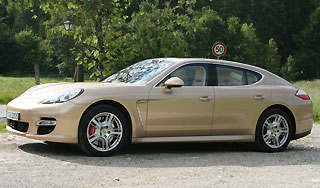 Porsche Panamera проверили на автобане Porsche Panamera проверили на автобане