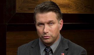 Актер Болдуин признал себя банкротом Актер Болдуин признал себя банкротом