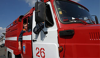 В Москве в спорткаре сгорели два человека В Москве в спорткаре сгорели два человека