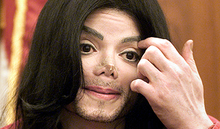 Из морга украли протез носа Майкла Джексона Из морга украли протез носа Майкла Джексона