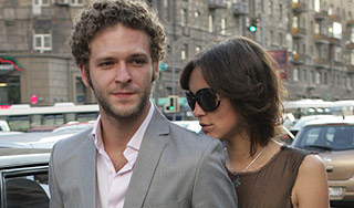 Константин Крюков скрывает свою подругу Константин Крюков скрывает свою подругу