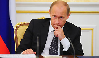 Путин прекратит "денежный голод" Путин прекратит "денежный голод"