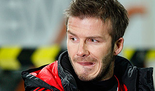 Бекхэм ответил фанату на оскорбление жены Бекхэм ответил фанату на оскорбление жены