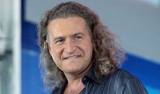 Леонид Агутин подрался со своим музыкантом Леонид Агутин подрался со своим музыкантом