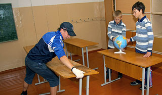 Школы проверят на готовность к 1 сентября Школы проверят на готовность к 1 сентября