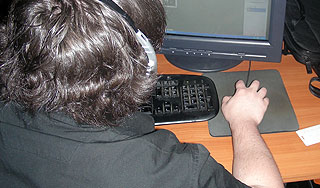 Чиновники примут россиян в Интернете Чиновники примут россиян в Интернете