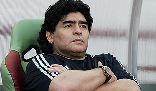 Марадона расстроил Гуса Хиддинка Марадона расстроил Гуса Хиддинка