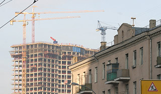 Строительство в Москве сократят втрое Строительство в Москве сократят втрое