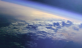 Земле угрожает новая опасность Земле угрожает новая опасность