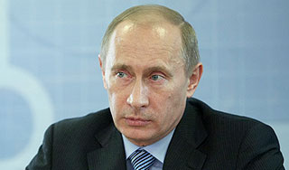 Путин посетил могилу Ахмата Кадырова Путин посетил могилу Ахмата Кадырова