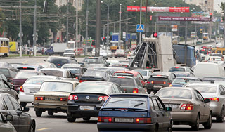 С сентября запретят рекламные растяжки С сентября запретят рекламные растяжки