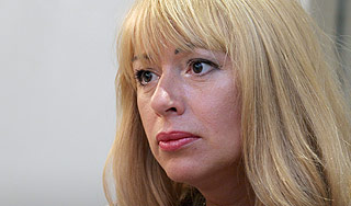 Алене Апиной отказывают хирурги Алене Апиной отказывают хирурги