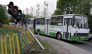 Автобусам разрешили нарушать ПДД Автобусам разрешили нарушать ПДД