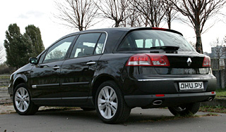 Renault прекратит выпуск редкой модели Renault прекратит выпуск редкой модели