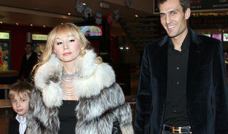 Два мужа Орбакайте делят ее ребенка Два мужа Орбакайте делят ее ребенка