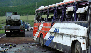 Пассажирский автобус попал в автокатастрофу Пассажирский автобус попал в автокатастрофу