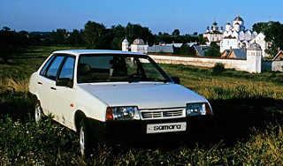 ГИБДД поймала "Ладу" на скорости 277 км/ч ГИБДД поймала "Ладу" на скорости 277 км/ч