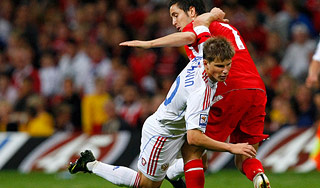 Валлийцы травмировали Аршавина Валлийцы травмировали Аршавина