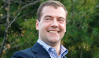 Медведев отметит день рождения на работе Медведев отметит день рождения на работе