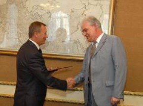 Ректор БГТУ получил премию правительства