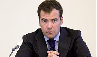 Медведев ускорит назначение губернаторов Медведев ускорит назначение губернаторов