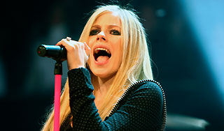 Певица Аврил Лавин бросила мужа Певица Аврил Лавин бросила мужа