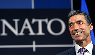 НАТО предлагает России свой опыт НАТО предлагает России свой опыт