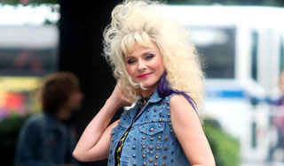 Дикие наряды в "Сексе в большом городе 2" Дикие наряды в "Сексе в большом городе 2"