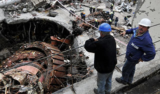 Сбербанк готов дать кредит на ремонт ГЭС Сбербанк готов дать кредит на ремонт ГЭС