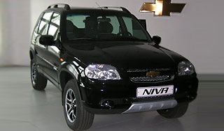 Российский кроссовер выпустят малой серией Российский кроссовер выпустят малой серией