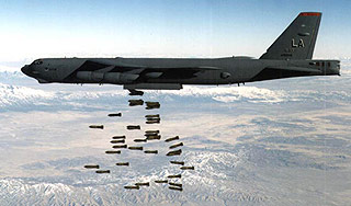 США планируют бомбардировку Ирана США планируют бомбардировку Ирана