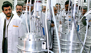 Россия предложила помочь Ирану с атомом Россия предложила помочь Ирану с атомом