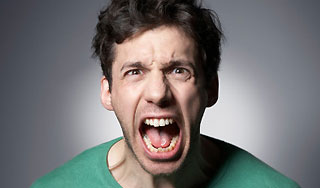 Раскрыта причина мужской агрессии Раскрыта причина мужской агрессии