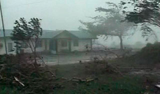 Филиппины борются с тайфуном "Парма" Филиппины борются с тайфуном "Парма"