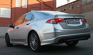 Назван самый популярный цвет авто Назван самый популярный цвет авто