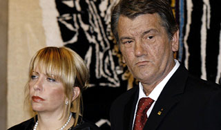 Жена Ющенко объявила войну памятникам Жена Ющенко объявила войну памятникам