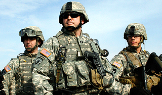 Сенатор дали Пентагону денег на войну Сенатор дали Пентагону денег на войну