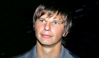 Аршавин будет играть за квартиру в Лондоне Аршавин будет играть за квартиру в Лондоне