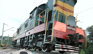 Тепловоз протаранил московский поезд Тепловоз протаранил московский поезд