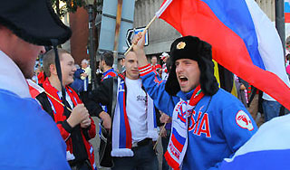 Российские болельщики разгромили немцев Российские болельщики разгромили немцев