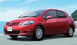 Toyota   Auris ()