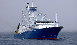 Сомалийские пираты требуют выкуп в $4 млн Сомалийские пираты требуют выкуп в $4 млн