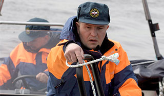 У Ярославля столкнулись два судна У Ярославля столкнулись два судна