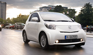 Начались продажи самой умной Toyota Начались продажи самой умной Toyota