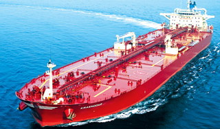 Американцы протаранили российский танкер Американцы протаранили российский танкер